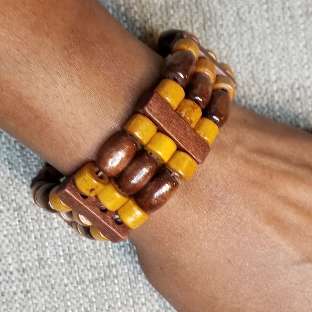 Brown and Tan Wooden stretch Bracelet